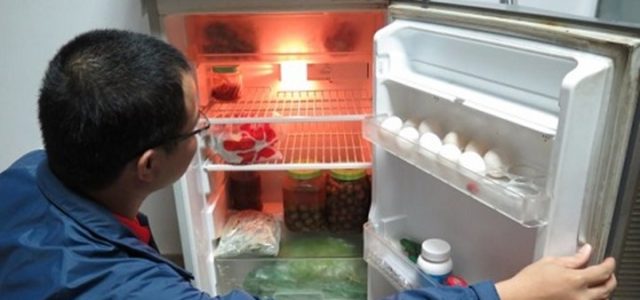 Tủ lạnh bị đóng đá ngăn mát sửa như thế nào?