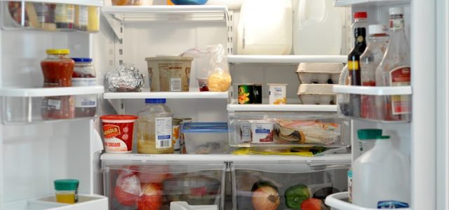 Tủ lạnh Panasonic bị đóng tuyết sửa như thế nào?