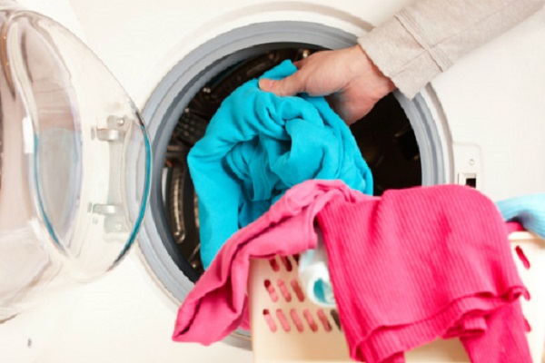 Tìm hiểu chế độ giặt nước nóng của máy giặt inverter 2